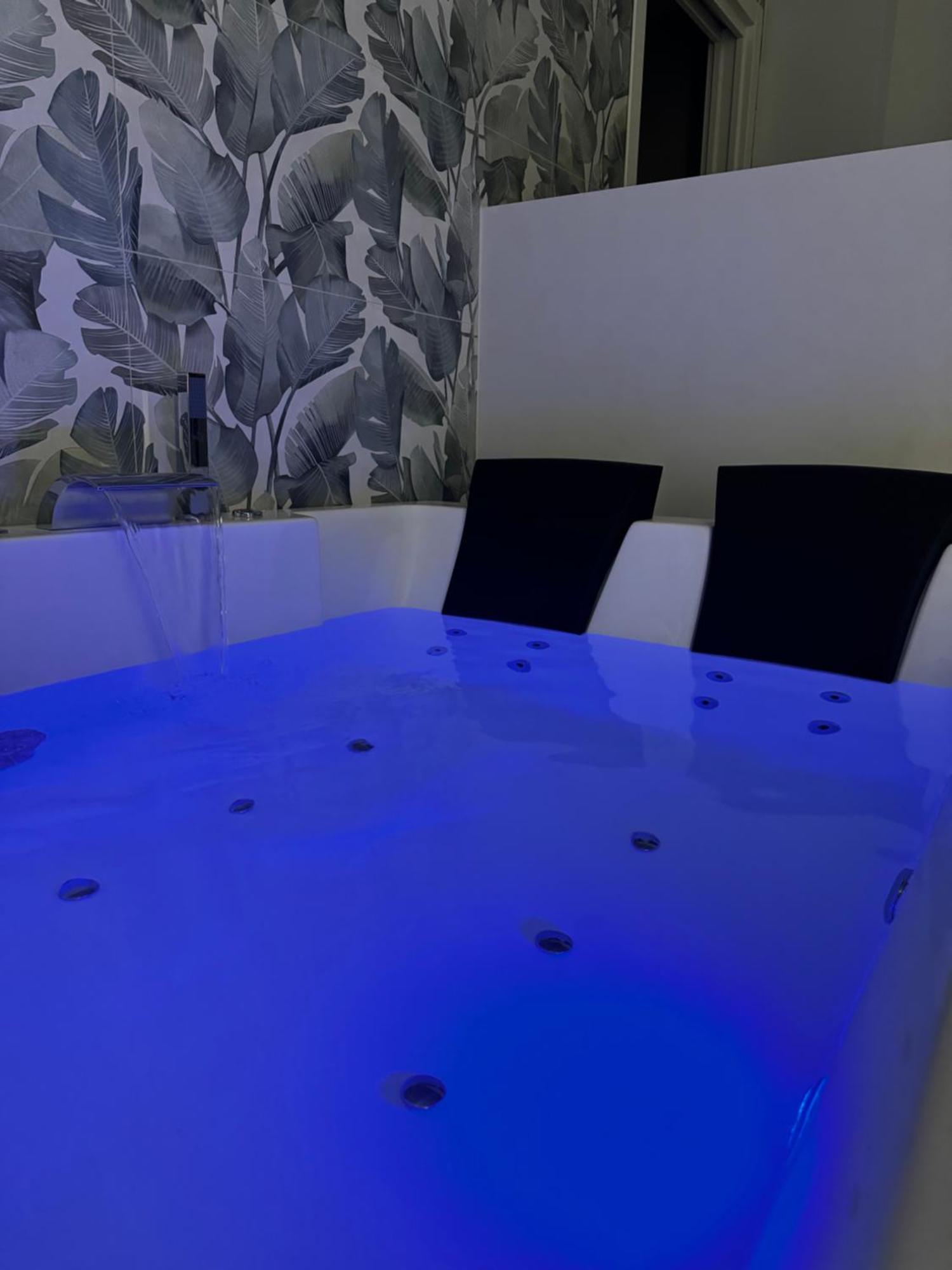 Luxury Apartment - Suite Cavour Bari Eksteriør bilde