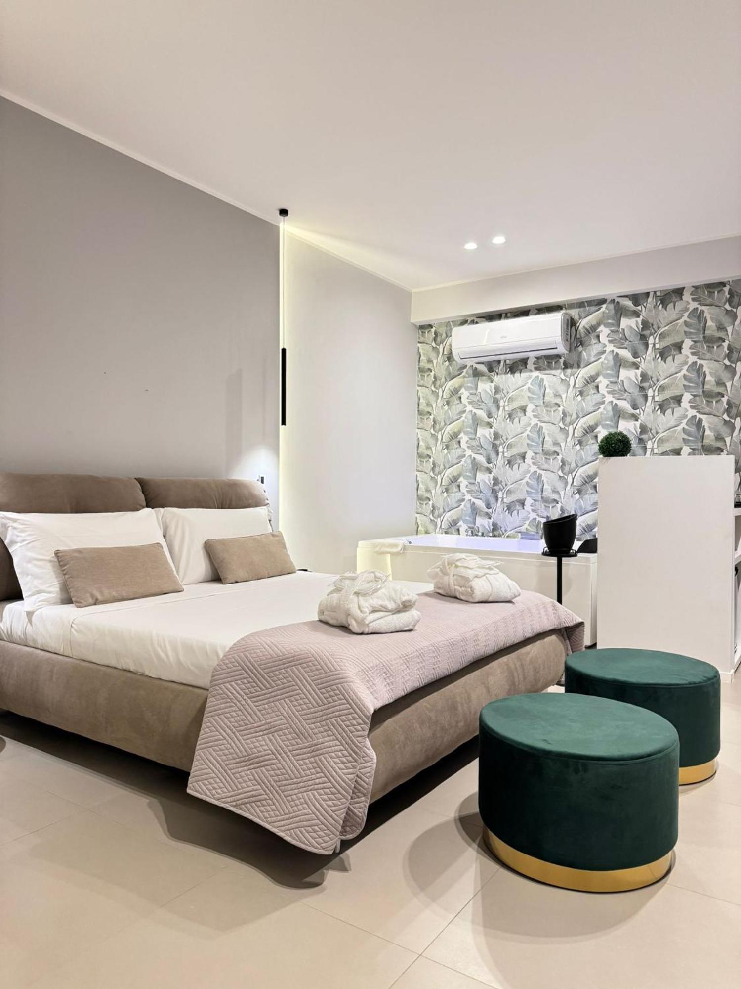 Luxury Apartment - Suite Cavour Bari Eksteriør bilde