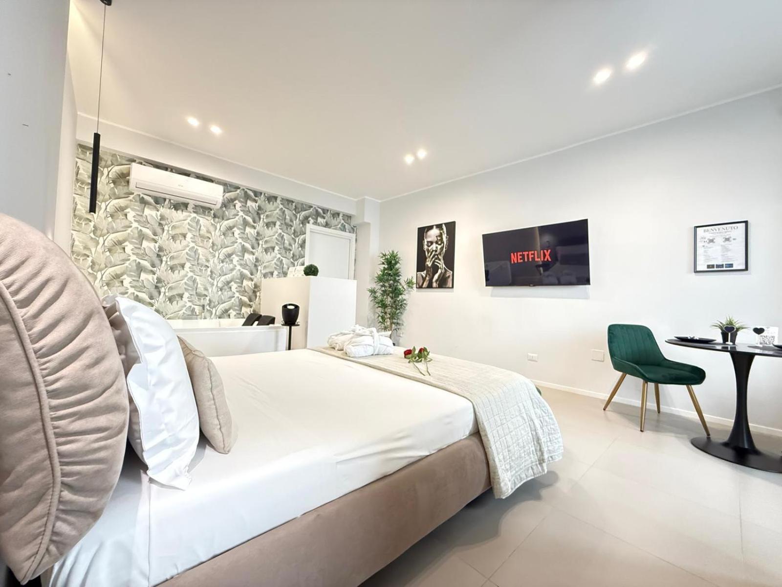 Luxury Apartment - Suite Cavour Bari Eksteriør bilde